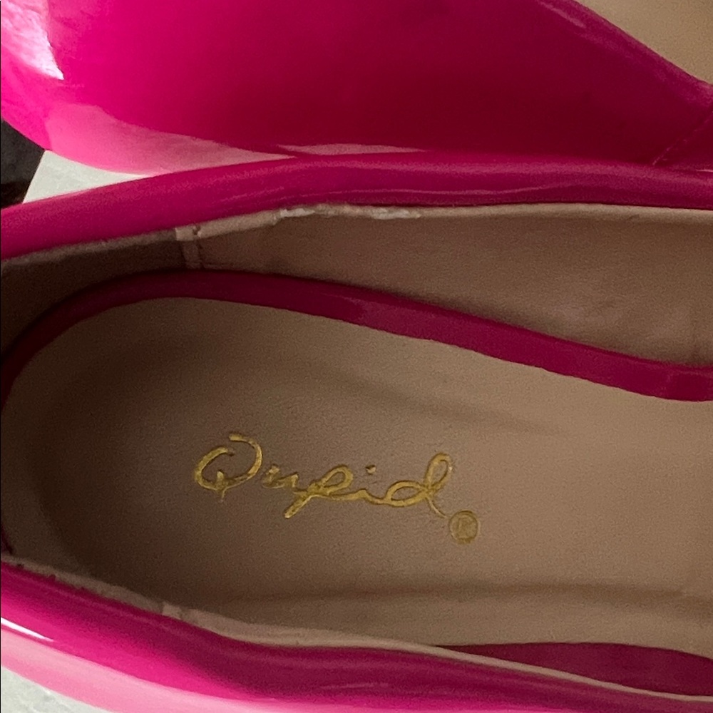 Qupid Vibrant Pink Women's Heels - Picture 14 of 14